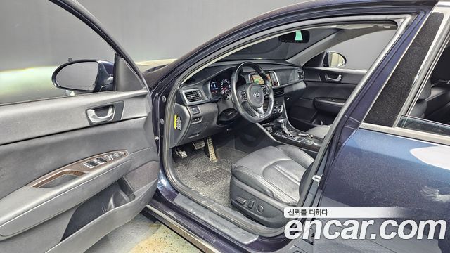 Kia K5 2016 — photo 16