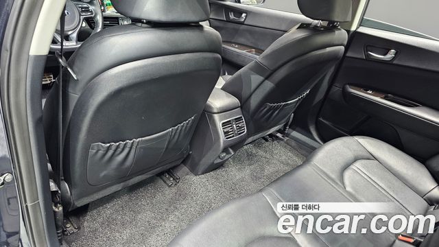 Kia K5 2016 — photo 29