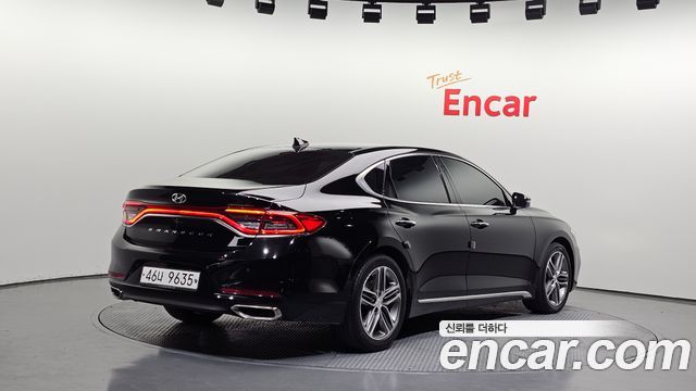 Hyundai Grandeur 2018 — photo 3