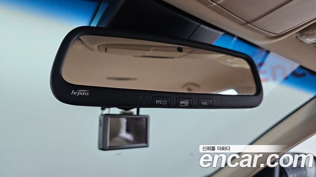 Hyundai Grandeur 2018 — photo 28