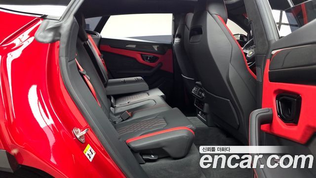 Lamborghini Urus 2024 — photo 17