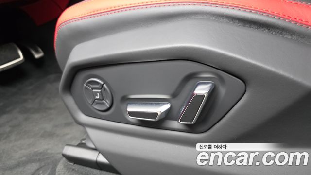 Lamborghini Urus 2024 — photo 30