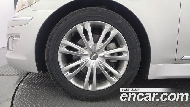 Hyundai Genesis 2012 — photo 5
