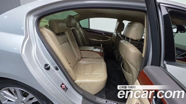 Hyundai Genesis 2012 — photo 24