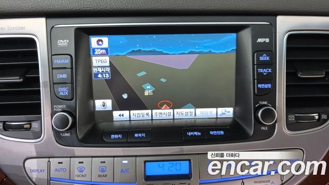 Hyundai Genesis 2012 — photo 26