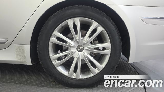Hyundai Genesis 2012 — photo 7