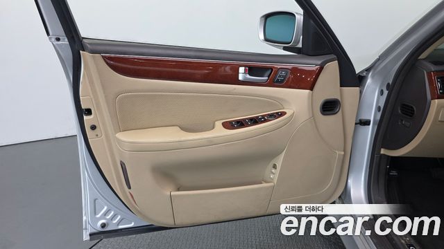 Hyundai Genesis 2012 — photo 14
