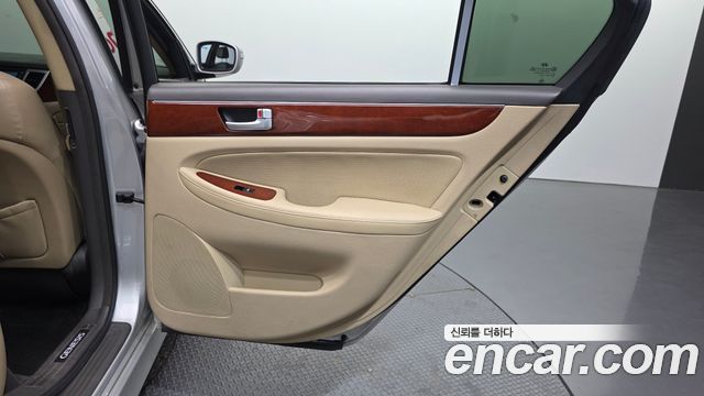 Hyundai Genesis 2012 — photo 15