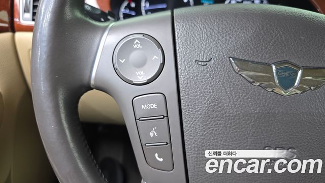 Hyundai Genesis 2012 — photo 33