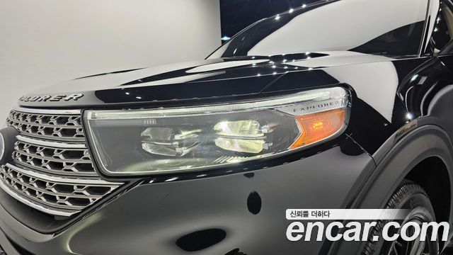 Ford Explorer 2020 — photo 8