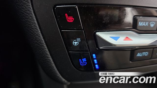 Ford Explorer 2020 — photo 28