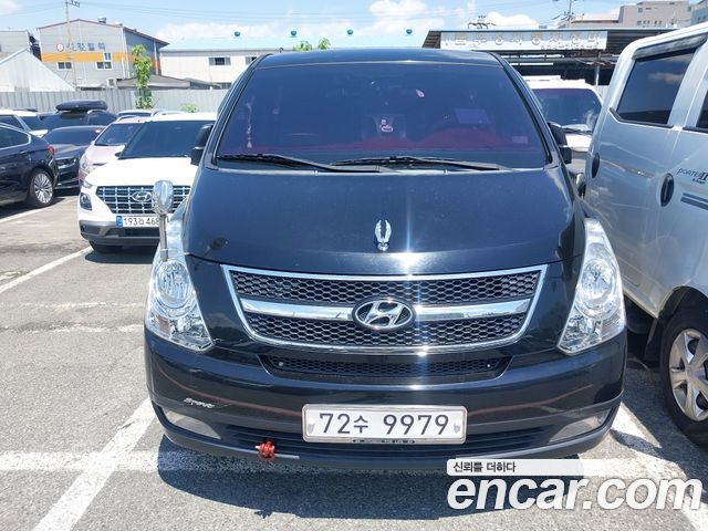 Hyundai Starex 2014 — photo 2
