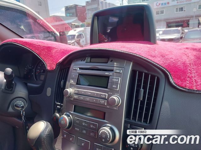 Hyundai Starex 2014 — photo 4