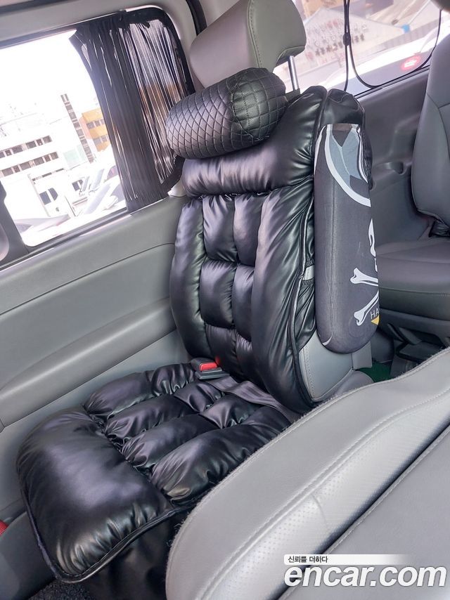 Hyundai Starex 2014 — photo 6