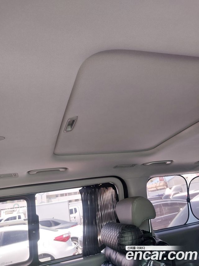 Hyundai Starex 2014 — photo 9