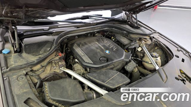 BMW Gran Turismo 2020 — photo 6