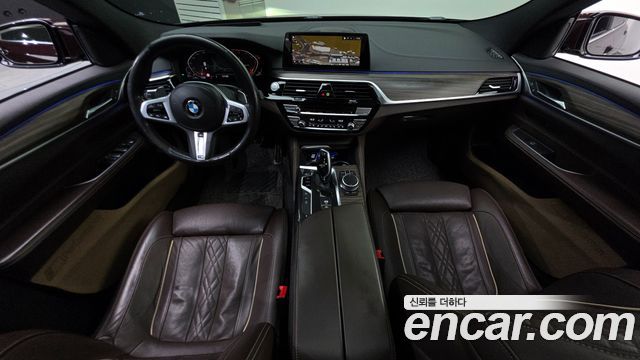 BMW Gran Turismo 2020 — photo 7