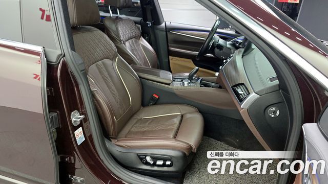 BMW Gran Turismo 2020 — photo 11