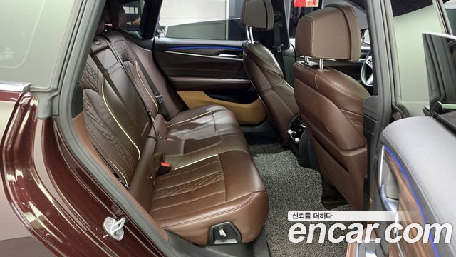 BMW Gran Turismo 2020 — photo 12