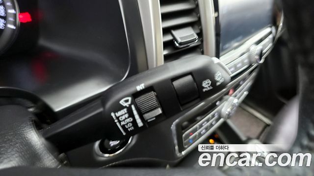 KG Mobility Rexton 2019 — photo 17