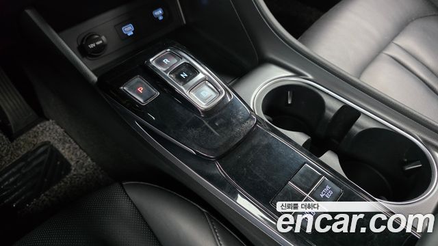 Hyundai Sonata 2020 — photo 12