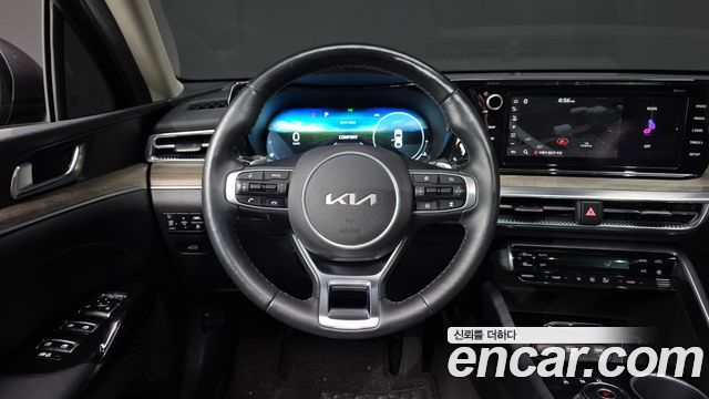 Kia K5 2022 — photo 19