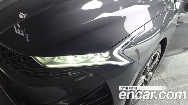Kia K5 2022 — photo 8
