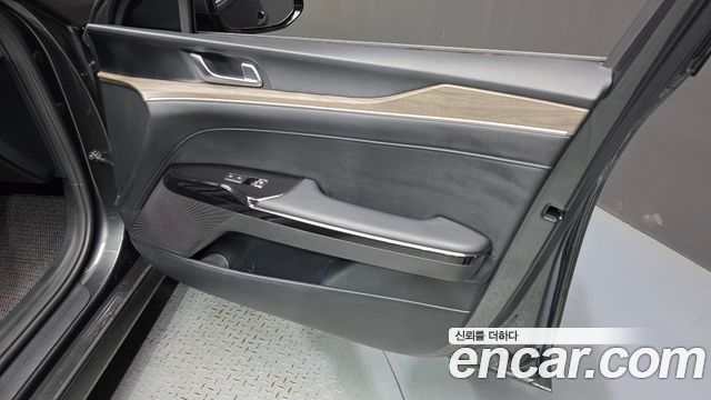 Kia K5 2022 — photo 14