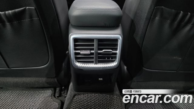 Kia K5 2022 — photo 29