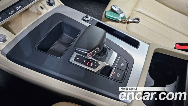 Audi Q5 2021 — photo 9