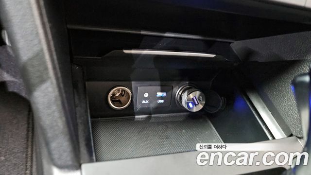 Hyundai AVANTE 2018 — photo 27