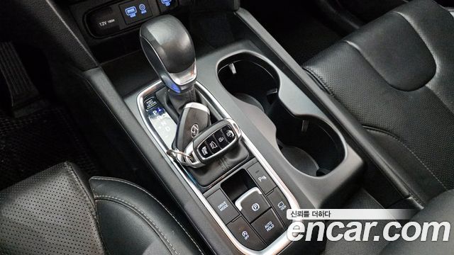 Hyundai Santafe 2019 — photo 12
