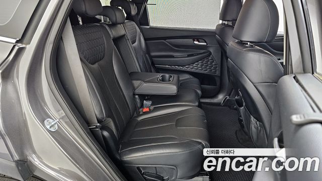 Hyundai Santafe 2019 — photo 18