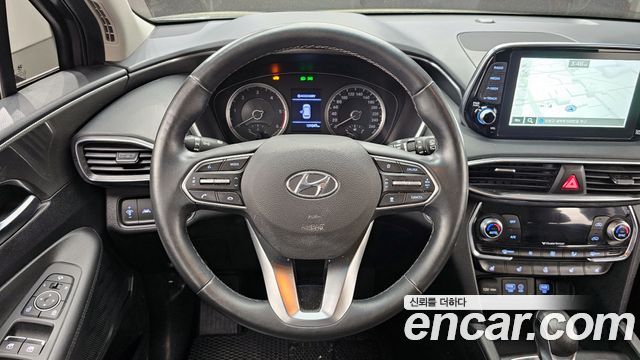 Hyundai Santafe 2019 — photo 19