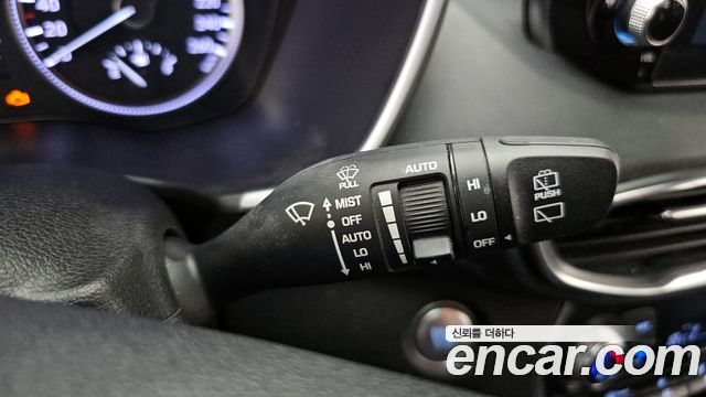 Hyundai Santafe 2019 — photo 23