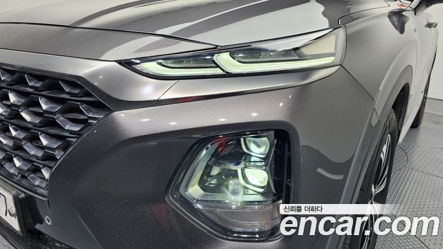 Hyundai Santafe 2019 — photo 8