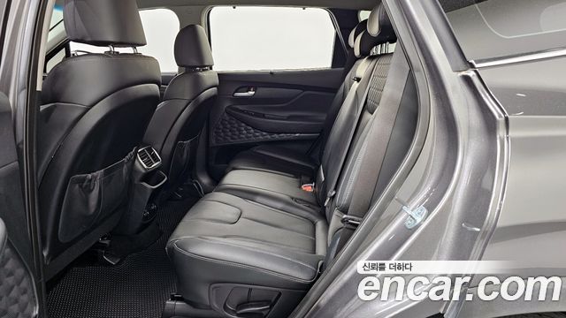 Hyundai Santafe 2019 — photo 16