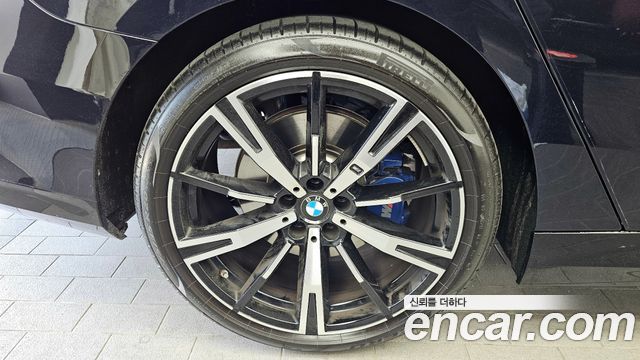 BMW 5-Series 2024 — photo 5