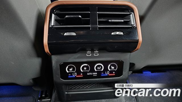 BMW 5-Series 2024 — photo 24