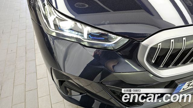 BMW 5-Series 2024 — photo 8
