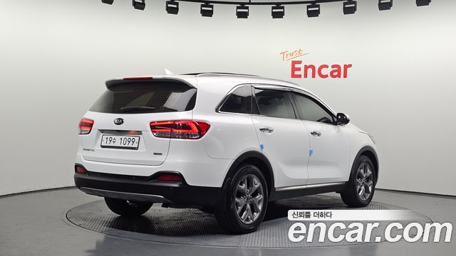 Kia Sorento 2015 — photo 2