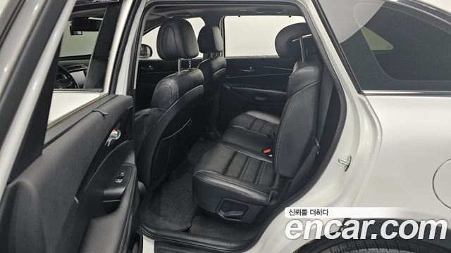 Kia Sorento 2015 — photo 18