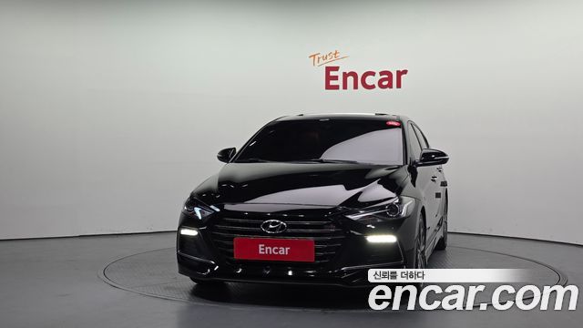 Hyundai AVANTE 2017 — photo 3