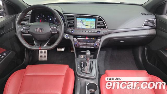 Hyundai AVANTE 2017 — photo 7