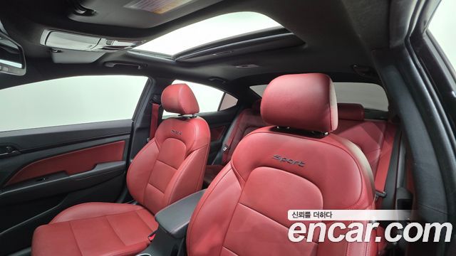 Hyundai AVANTE 2017 — photo 11