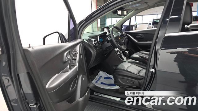 Chevrolet Korea Trax 2016 — photo 13