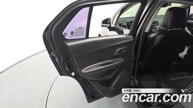 Chevrolet Korea Trax 2016 — photo 15