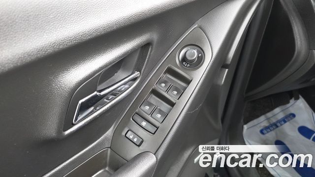 Chevrolet Korea Trax 2016 — photo 27