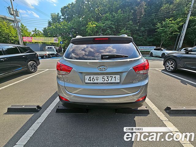 Hyundai Tucson 2010 — photo 3