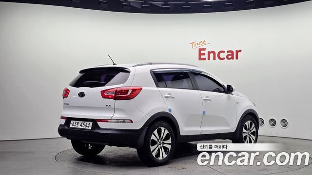Kia Sportage 2011 — photo 2